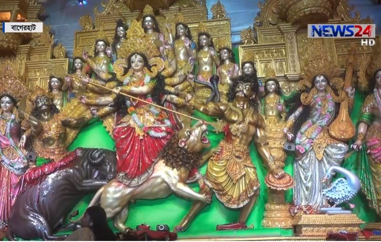 দেশের বড় দুর্গাপূজা বাগেরহাটের হাকিমপুরে
