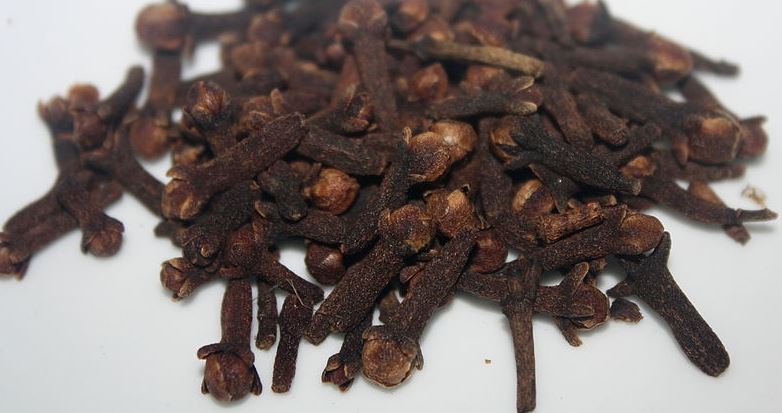 মানসিক চাপ দূর করে লবঙ্গ
