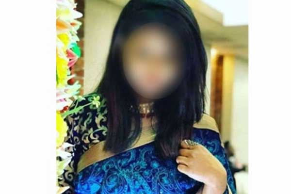 বাসে একাই জীবন বাজি রেখে হেলপারদের সঙ্গে লড়লেন চবি ছাত্রী