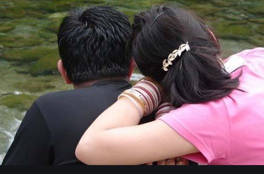 দুই ছাত্রের সঙ্গে শারীরিক সম্পর্ক, শিক্ষিকা গ্রেপ্তার