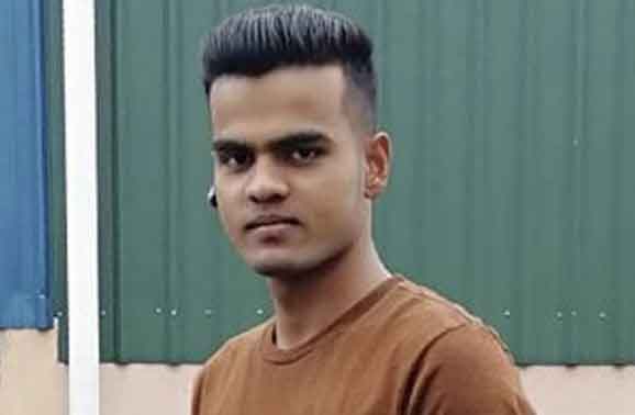 ‘মানসিক চাপে’ মালয়েশিয়ায় তরুণের ‘আত্মহত্যা’
