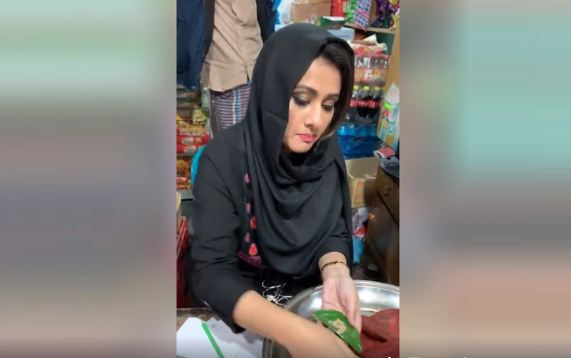 ওমরাহ করতে যাচ্ছেন পূর্ণিমা!