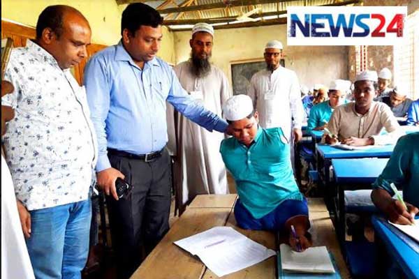 দুই হাত ও ডান পা নেই, তবুও সফল