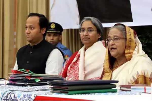 ‘ছোটদের খেলাধুলার মধ্য দিয়ে পড়া শেখাতে হবে’