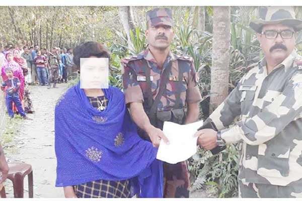 প্রেমের টানে আসা তরুণীকে বিএসএফ’র কাছে হস্তান্তর