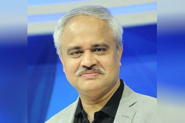 পলাতক হারিছ ও ক্ষমতার দম্ভ