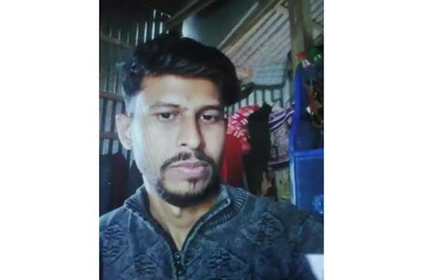 বিয়ের পরদিনই স্বর্ণ ও জিনিসপত্র নিয়ে বর উধাও 