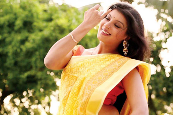 চার বছর পর নাটকে সাদিয়া ইসলাম মৌ
