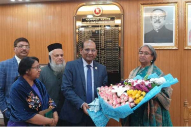 সমাজকল্যাণ মন্ত্রণালয়ের দায়িত্ব নিলেন দীপু মনি