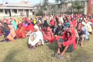 গাজীপুরে শীতার্তদের মাঝে বিজিবির শীতবস্ত্র বিতরণ