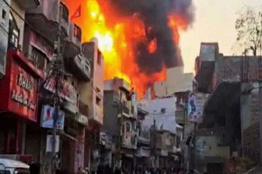 ভারতে রঙের কারখানায় ভয়াবহ অগ্নিকাণ্ডে নিহত ১১