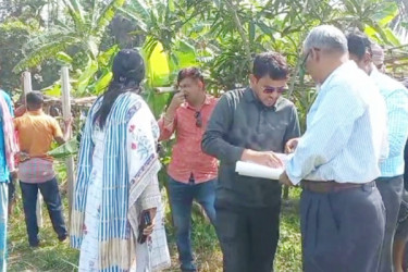 গোপালগঞ্জে অতিরিক্ত ডিআইজিসহ প্রভাবশালীদের দখলে থাকা জমি উদ্ধার