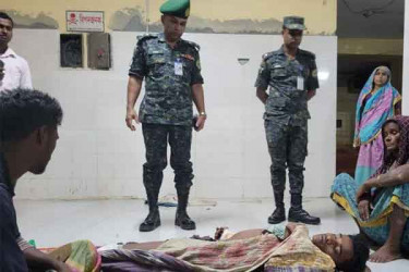 রামপাল বিদ্যুৎ কেন্দ্রে হামলার ঘটনায় গুলিবিদ্ধ দুর্বৃত্তসহ আটক ১১
