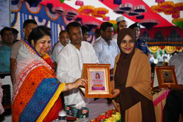 কৃতী শিক্ষার্থীরাই স্মার্ট বাংলাদেশের ভবিষ্যৎ: স্পিকার 