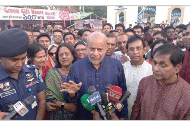 ১০০ কিমির মধ্যে ট্রেনে ভাড়া বাড়ানো হচ্ছে না: রেলমন্ত্রী