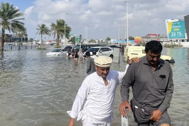 দুবাইয়ে কেন এমন ভয়াবহ বৃষ্টি-বন্যা?