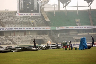 বৃষ্টির হানায় বন্ধ বাংলাদেশের খেলা