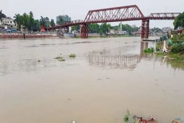 বন্যার আশঙ্কা, বাড়ছে নদ-নদীর পানি