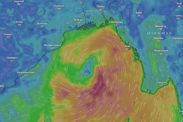 দুপুরের পর আঘাত হানতে পারে ঘূর্ণিঝড় রিমাল