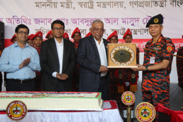 নবীন ফায়ার ফাইটারদের শৃঙ্খলার সঙ্গে দায়িত্ব পালনের আহ্বান স্বরাষ্ট্রমন্ত্রীর