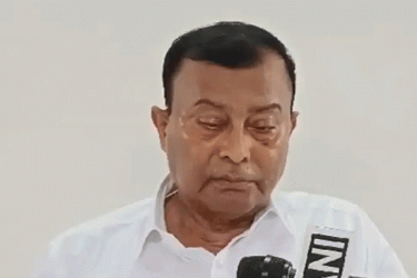 অবশেষে সেই ভোলে বাবার দুঃখ প্রকাশ  