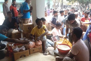 জুলাইয়ে আলু ও পেঁয়াজ পাচ্ছেন না টিসিবির সুবিধাভোগীরা