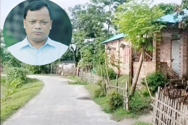 ৪৫০ জনকে ফাঁস করা প্রশ্নপত্র দিয়েছিলেন প্রিয়নাথ