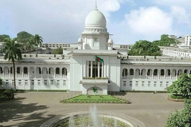 রাজাকার ব্যতীত একাত্তরের সকল নাগরিককে মুক্তিযোদ্ধা ঘোষণার নির্দেশনা চেয়ে রিট