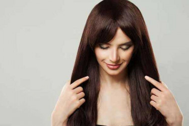 ঝলমলে চুল পেতে ঘরোয়া কিছু প্যাক 