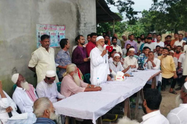 শিবচরে মানসিক প্রতিবন্ধীকে হাতুরিপেটা, এলাকাবাসীর প্রতিবাদ