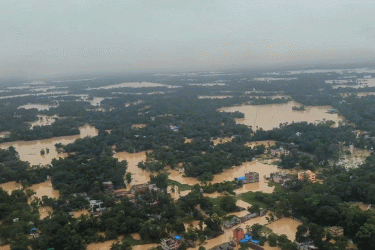 কমছে পানি, কমেনি ভয়াবহতা