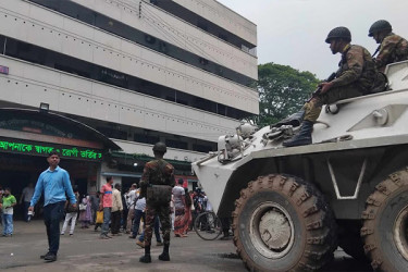 সেনা-বিজিবি উপস্থিতিতে বহির্বিভাগ চালু