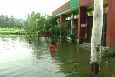 বন্যায় ক্ষতিগ্রস্ত প্রাথমিক বিদ্যালয় সংস্কারে প্রয়োজন ৩৩ কোটি টাকা