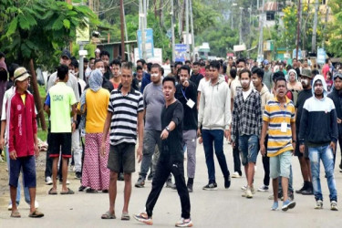 মণিপুরে ব্রডব্যান্ড ইন্টারনেট ফিরলেও ডেটা বন্ধ