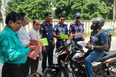 চুয়াডাঙ্গায় নিসচা’র সচেতনতামূলক লিফলেট বিতরণ