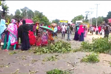 গাজীপুরের পৃথক দুই স্থানে আবারও কারখানা শ্রমিকদের বিক্ষোভ