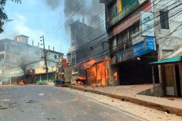 পাহাড়ে বাঙালিদের ওপর সন্ত্রাসী হামলার বিচার দাবি 