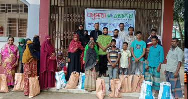 ফুলপুরে বন্যার্তদের খাদ্যসামগ্রী দিল বসুন্ধরা শুভসংঘ