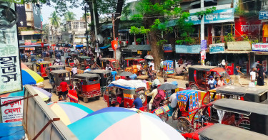 ঝিনাইদহ শহর যেন ইজিবাইকের দখলে