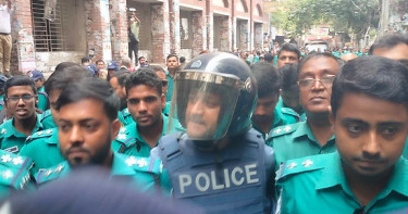 হত্যাচেষ্টা মামলায় ব্যারিস্টার সুমন পাঁচ দিনের রিমান্ডে