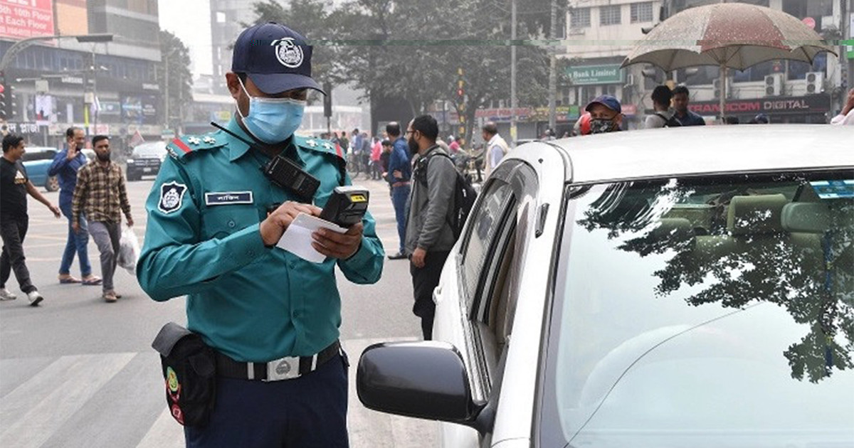 ট্রাফিক আইন লঙ্ঘন: ডিএমপির ২৯৫৭ মামলায় জরিমানা ১ কোটি টাকা