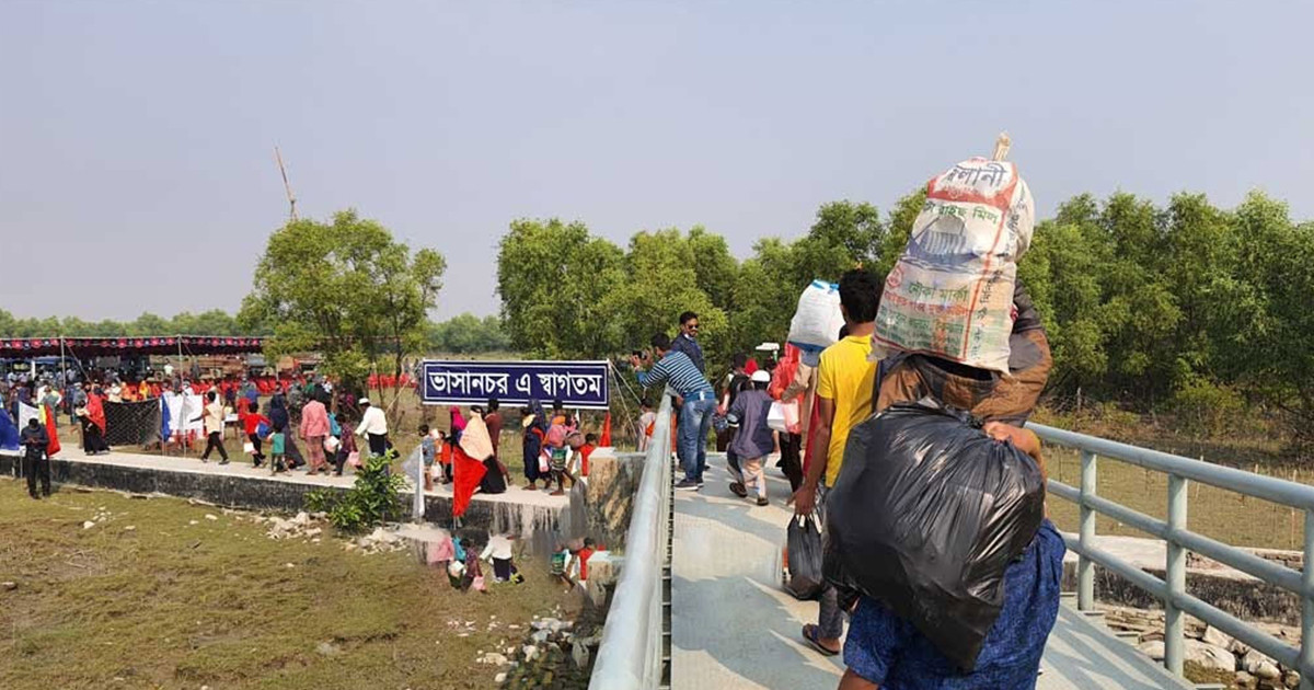 ভাসানচরে যাচ্ছে আরও ৫ শতাধিক রোহিঙ্গা