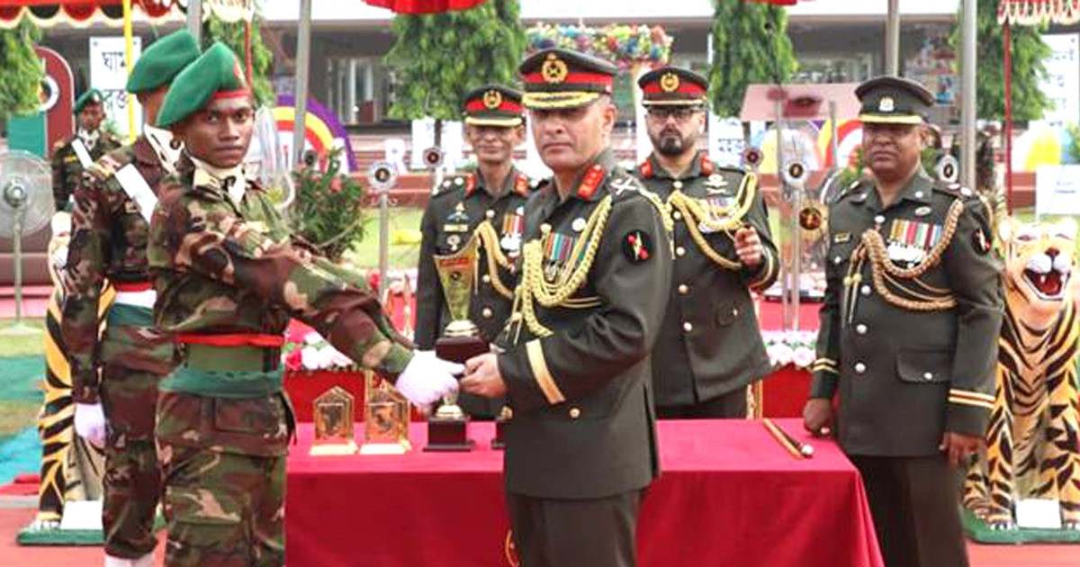 দীঘিনালায় ‘সেনাবাহিনী প্রধান কুচকাওয়াজ’ ও শপথগ্রহণ অনুষ্ঠিত