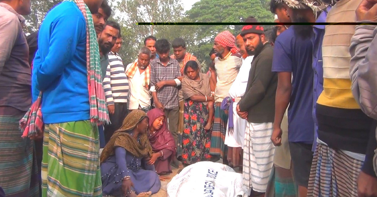 সিরাজগঞ্জে বাস-মোটরসাইকেল সংঘের্ষে নিহত ২