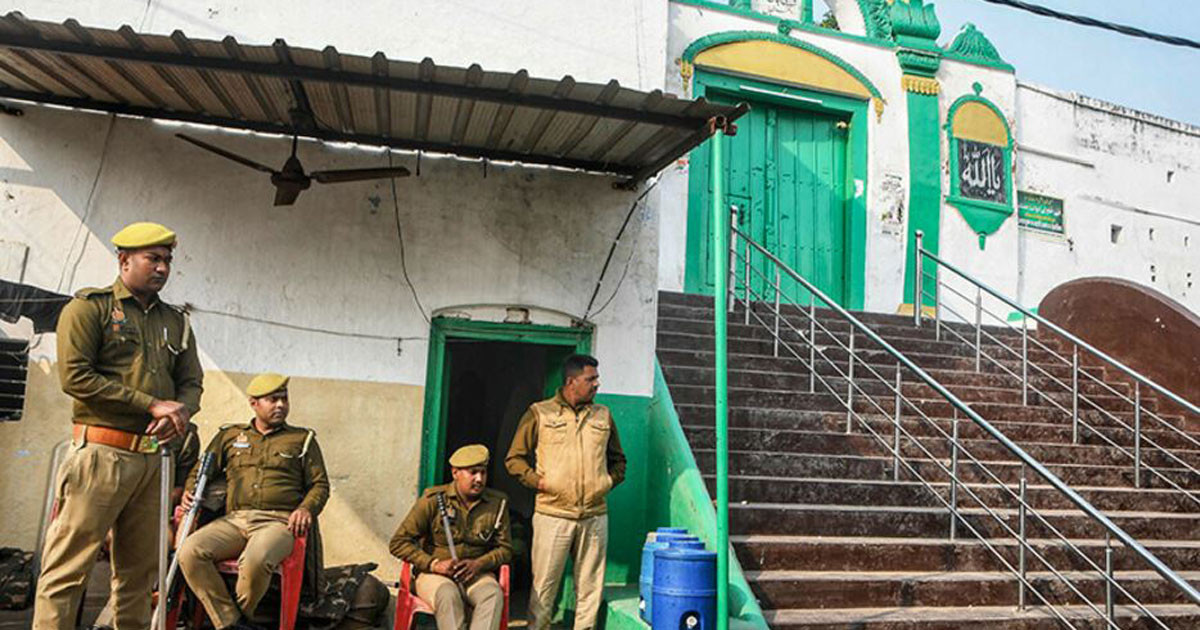 ভারতে ৫০০ বছরের প্রাচীন মসজিদ নিয়ে সংঘর্ষ: নিহত ৬