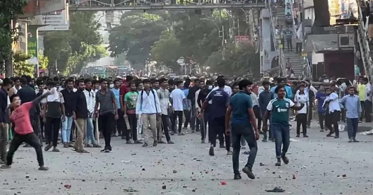 বাংলাদেশে উগ্রবাদ-রাজনৈতিক অস্থিরতায় ব্রিটিশ পররাষ্ট্রমন্ত্রীকে এমপিদের চিঠি