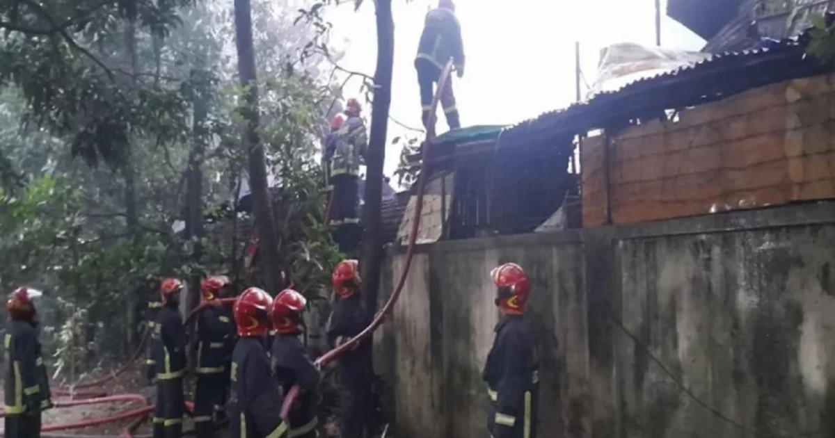 বনানী বস্তির আগুন নিয়ন্ত্রণে