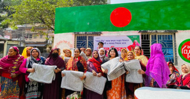 এতিমদের মাঝে কম্বল বিতরণ করলেন নারায়ণগঞ্জ মহিলা দলের সভাপতি