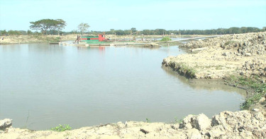 নেত্রকোনায় বিল খনন কাজে প্রভাবশালীদের বাধা