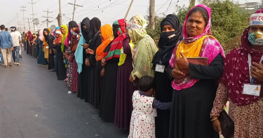 বেক্সিমকোর ১৬ কারখানা খোলার দাবিতে শ্রমিকদের মানববন্ধন